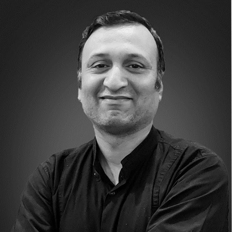 Qasim Shamsi Director Client Service